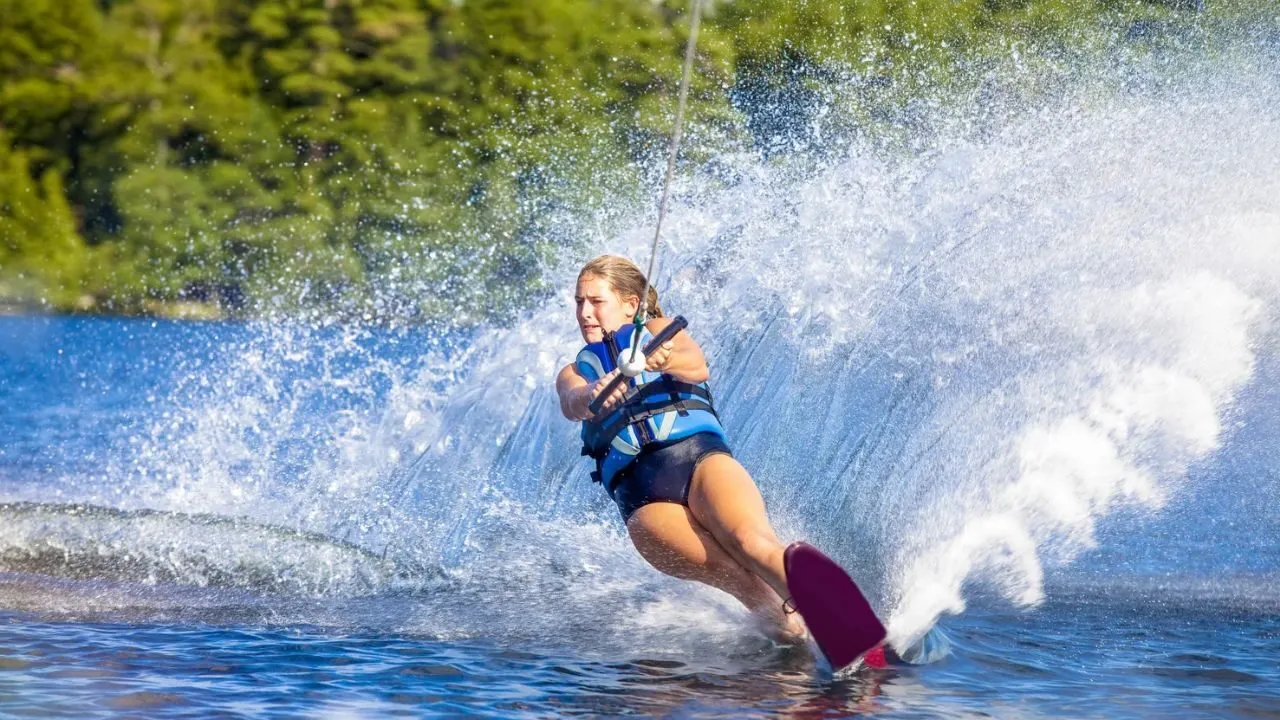 waterskiing