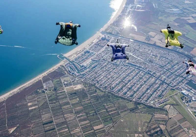 Lựa chọn bộ đồ Wingsuit chuyên dụng